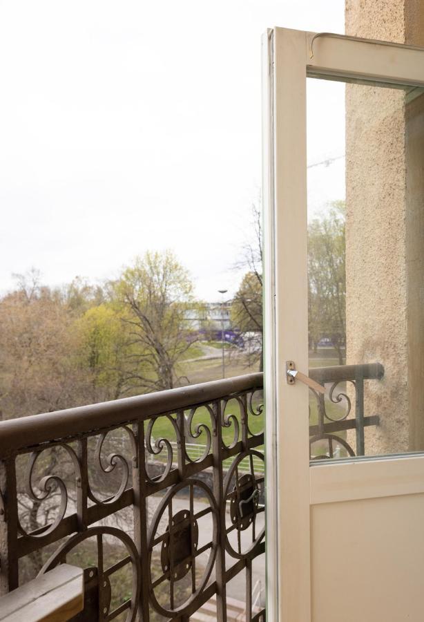 2Ndhomes City Center 2Br Apartment With Balcony And Sauna By Kaisaniemi Park 赫尔辛基 外观 照片